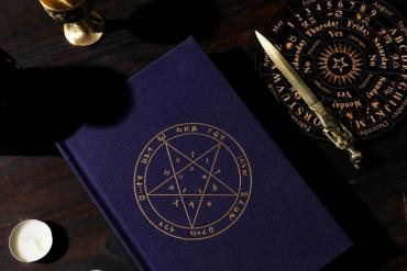 《降靈之書》中文版