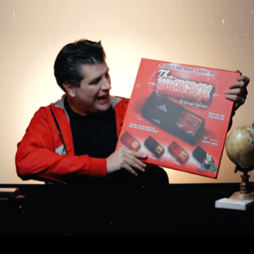 MAGIC BOX by George Iglesias and Twister Magic