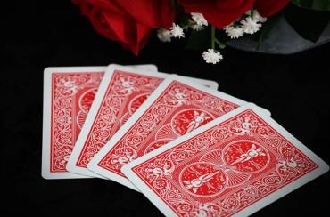 Magic Mirror Beauty Contest | The Ultimate Romantic Confession Trick